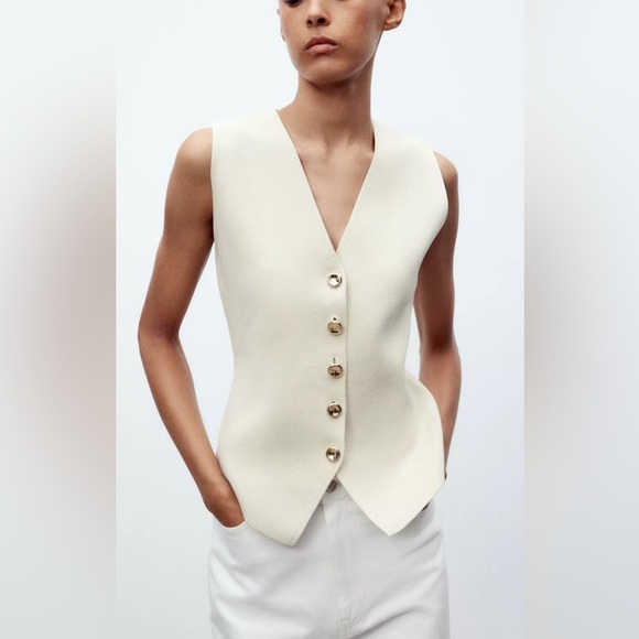 🔥🔥Zara smooth  knit vest - Picture 1 of 7